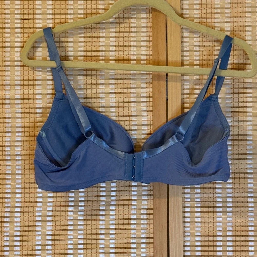 Viola's‎ Secret Blue Ribbed Underwire T-Shirt Bra Style 9297 Size 38C 9297